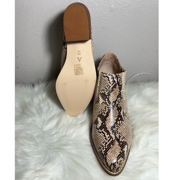 Anthropologie Marion Python Ankle Bootie Size 8 - Picture 9 of 9